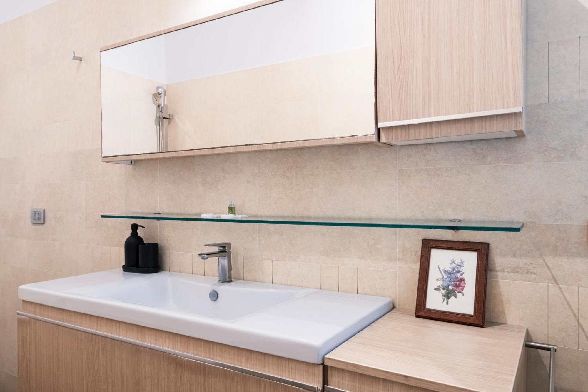 Easylife - Magnificent Splendid Apt Sant'Ambrogio 밀라노 외부 사진