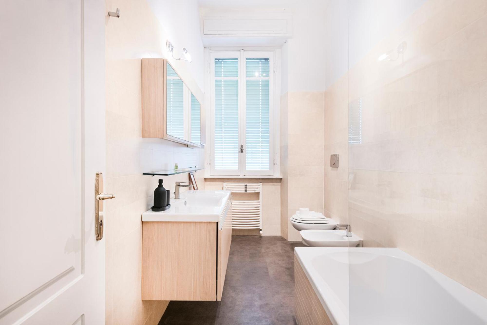 Easylife - Magnificent Splendid Apt Sant'Ambrogio 밀라노 외부 사진